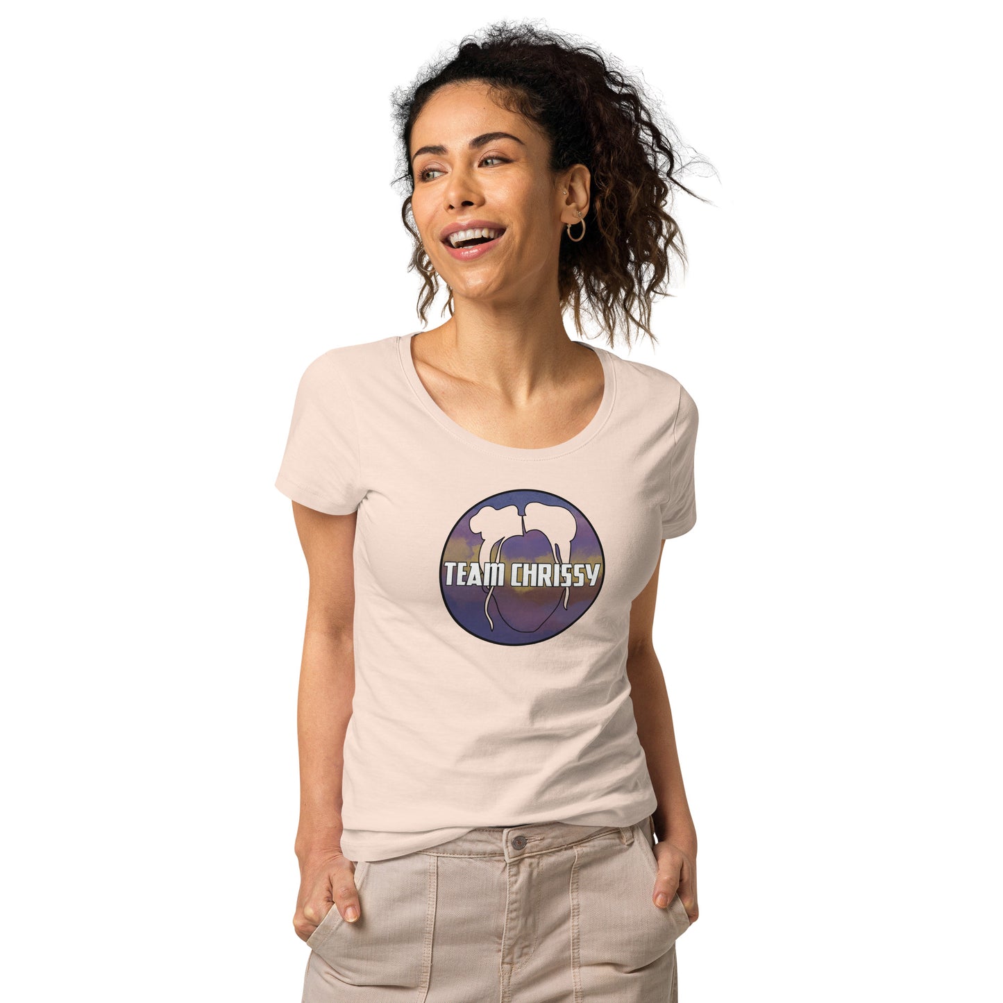 TEAM CHRISSY Women’s Basic Organic T-Shirt