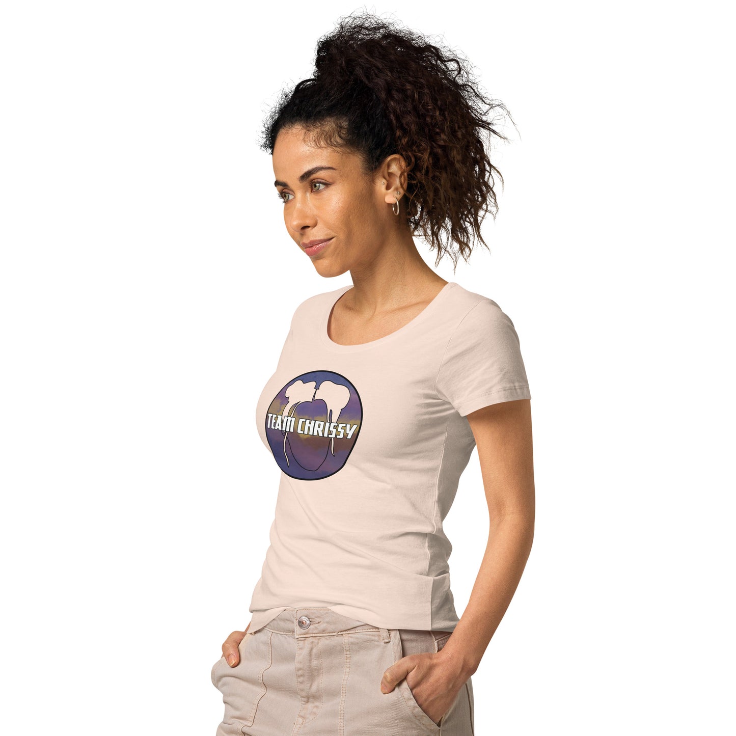 TEAM CHRISSY Women’s Basic Organic T-Shirt