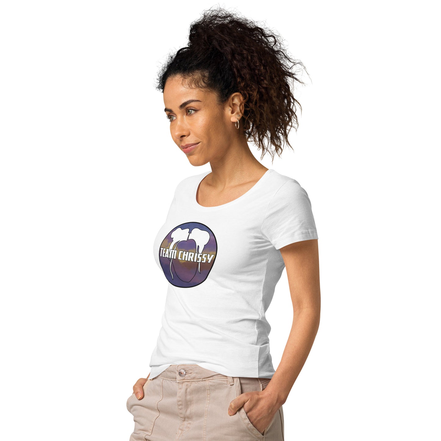 TEAM CHRISSY Women’s Basic Organic T-Shirt